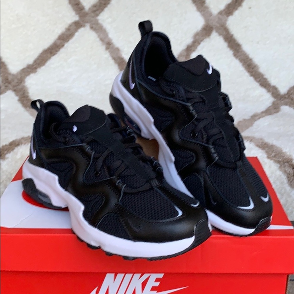 Nike Air Max Graviton Women's - Picture 14 of 16